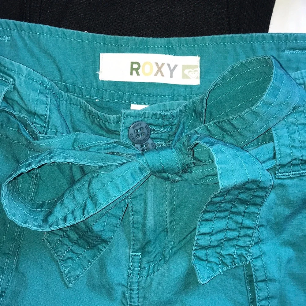 Roxy 🏄♂️ - Picture 2 of 7